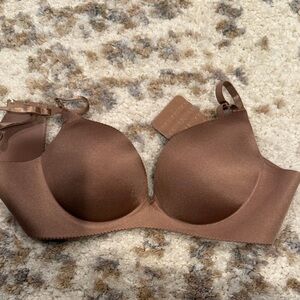 Sophie B laser cut seamless push up bra 34b nwot